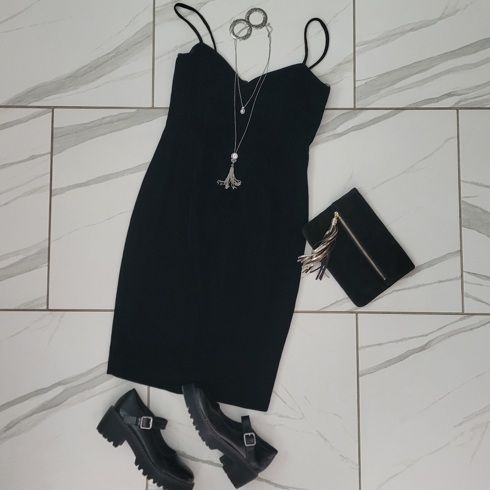 VIntage Karen Lawrence Elegant Black y2k lined velvet midi dress size 8